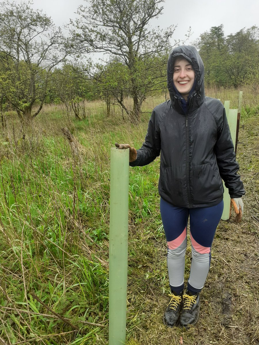YHOldham's tweet photo. What a great turnout for the Treebilation on Sholver's Millennium Green.
We were proud to plant a tree and put the Your Health Oldham name on it.
The bushcraft with @Northern_LilyGM was warming as usual.
#MoveMoreFeelBetter #Oldham #Sholver #Community https://t.co/zAXWdlqwlQ