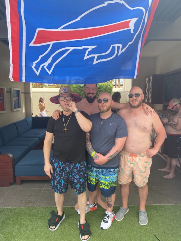brianleith1's tweet photo. Awesome day representing #billsmafia for my man Aron on his bachelor party trip in Vegas!  Thank you to @LoudLuxury for an incredible party! 
#wetrepublic https://t.co/amMJK3VNh9