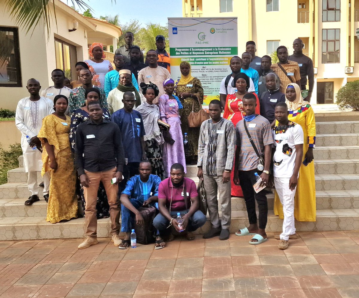 Ambassade des Pays-Bas au Mali (@nlaumali) on Twitter photo ✅#PACPME lance une 2me et 3me cohorte à #Sikasso & à #Bamako !
PAC-PME vise à augmenter le chiffre d’affaires avec une moyenne de 25% pour 100 entrepreneurs au #Mali, dont 40% de femmes.
<a href="/FairSustainable/">Fair & Sustainable</a> <a href="/RVO_Nederland/">Rijksdienst voor Ondernemend Nederland</a>
encr.pw/xm0MS ✅#PACPME lance une 2me et 3me cohorte à #Sikasso & à #Bamako !
PAC-PME vise à augmenter le chiffre d’affaires avec une moyenne de 25% pour 100 entrepreneurs au #Mali, dont 40% de femmes.
<a href="/FairSustainable/">Fair & Sustainable</a> <a href="/RVO_Nederland/">Rijksdienst voor Ondernemend Nederland</a>
encr.pw/xm0MS
