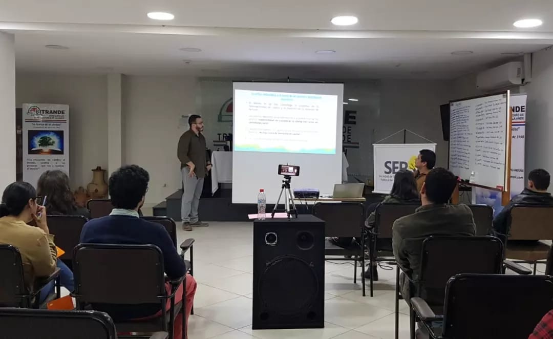 elexcedente's tweet photo. 🥳Este sábado iniciamos con éxito la primera jornada del curso "Introducción a la Economía Política Heterodoxa" organizado con @LASEPPY 

🤓¡Todavía podes sumarte! https://t.co/q0kF4u0q41