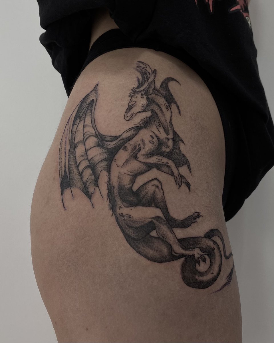 2f_ab's tweet photo. ⚠️Lisboa⚠️

Dia 22 a 25 vou estar a tatuar no estúdio @/lucid.studi0 outra vez!!
Para saberem orçamentos ou fazerem marcações enviem mensagem no insta estudiodaduda ✨🫶🏻 https://t.co/UAacmAppdZ