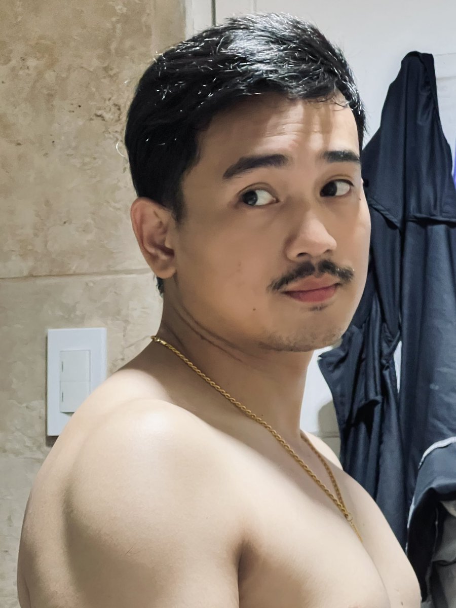 Ang hirap naman mag self-love pag di mo gusto sarili mo, gusto ko kasi ikaw.