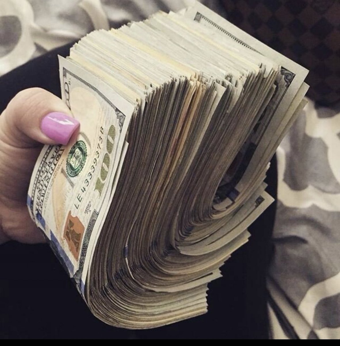 Ariwodo_'s tweet photo. Any finger that retweets, your pocket will not run dry in this month of May❤️ https://t.co/kdng9xZpuG