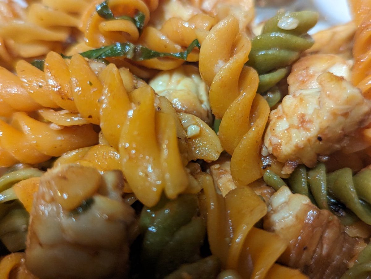 ᵣᵢ𝒸 on Twitter "for breakfast that pasta with the spinach and carrots