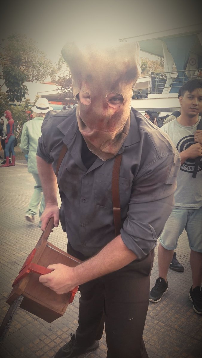 Well_gc's tweet photo. UP ABC 23 ilha do tesouro 
@upabcfest @uscsoficial 

#cosplay #cosplayers #cosplaymaker #cosplaying #cosplayphoto #cosplayfitness #cosplaybr #cosmaker  #cosplaybrasil #geraçãocosplay #residentevil4 #upabc #upabc2023 #residentevil #re4 #capcom #jogos #playstation5 #playstation https://t.co/uXwW1IRGiB