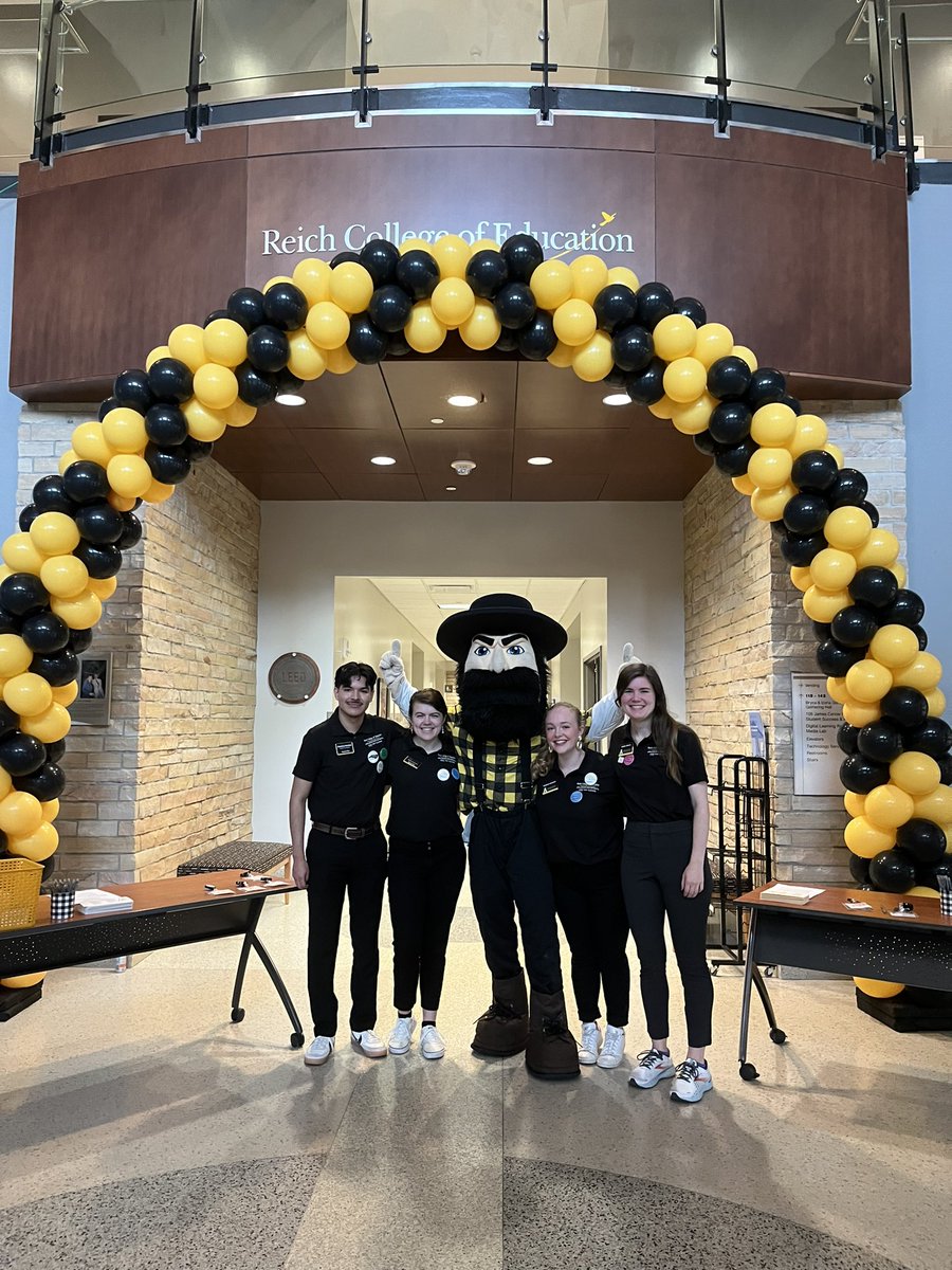 AppstateRCOE's tweet photo. The RCOE is kicking off Teacher Appreciation Week with Future Educators Day! Over 200 high school and middle school students from area schools are on campus to learn why @appstate is FIRST for teaching! https://t.co/egRvDUvnra