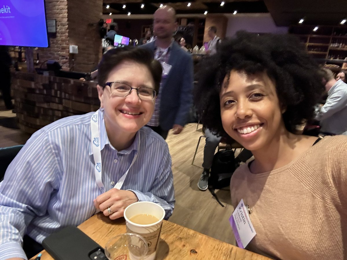 It’s Mid Atlantic Dreamin’! Meet up with @birdwatcherbarb and <a href="/SFDCKristin/">Kristin Caldwell</a> to head to the Happy Hour this afternoon 🍻