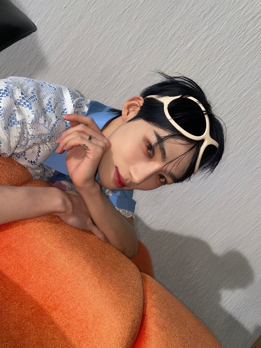 WE_THE_BOYZ's tweet photo. 💙💙💙💙
#NewShot https://t.co/z0vpb8jZD4