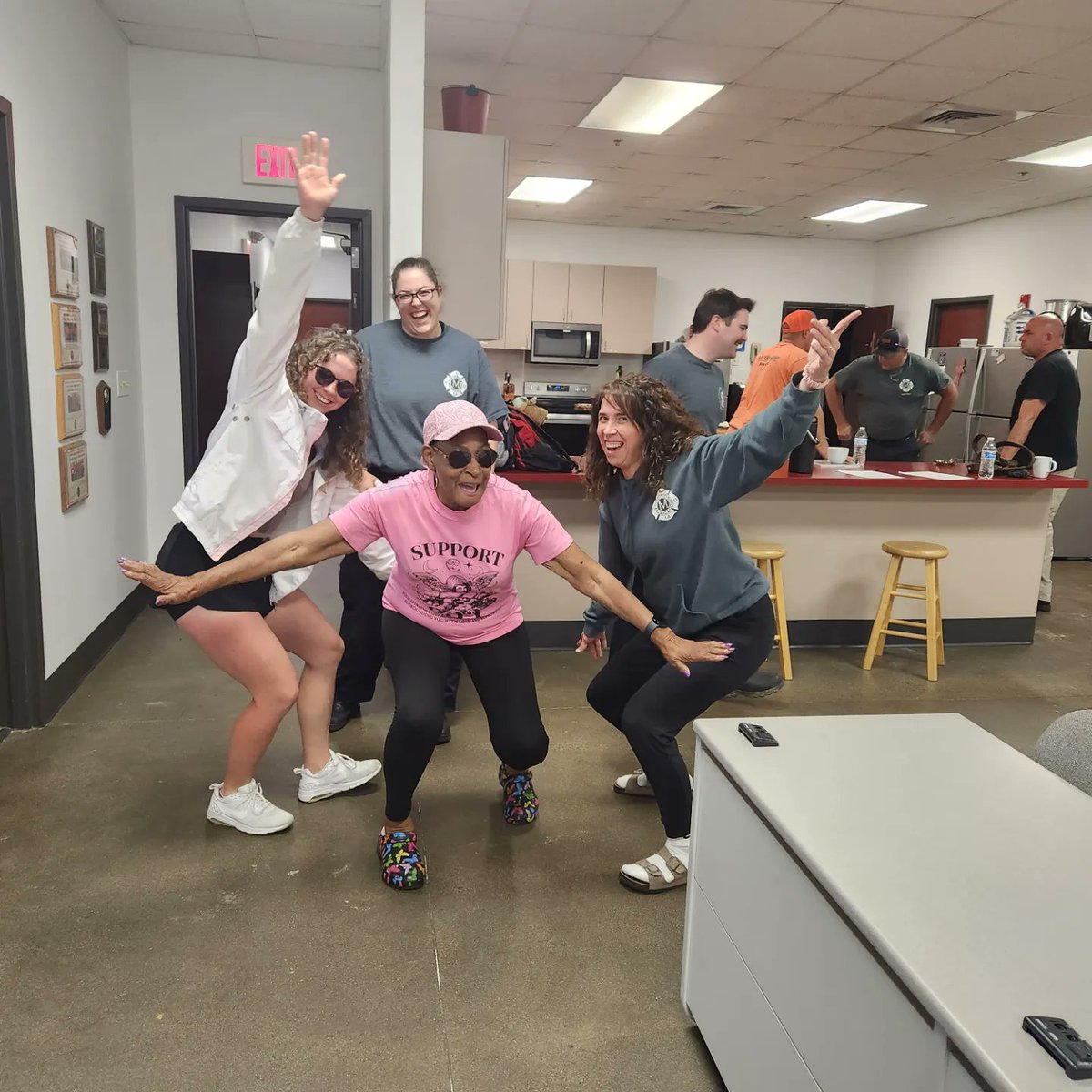 chathamliteracy's tweet image. Last Thursday we started our first Digital Literacy class in Moncure. This is an 8 week class covering Digital Literacy. Meeting once a week in Moncure at Fire Station-8. If you're looking to improve your Literacy skills or volunteer contact Chatham Literacy @ 919-742-0578