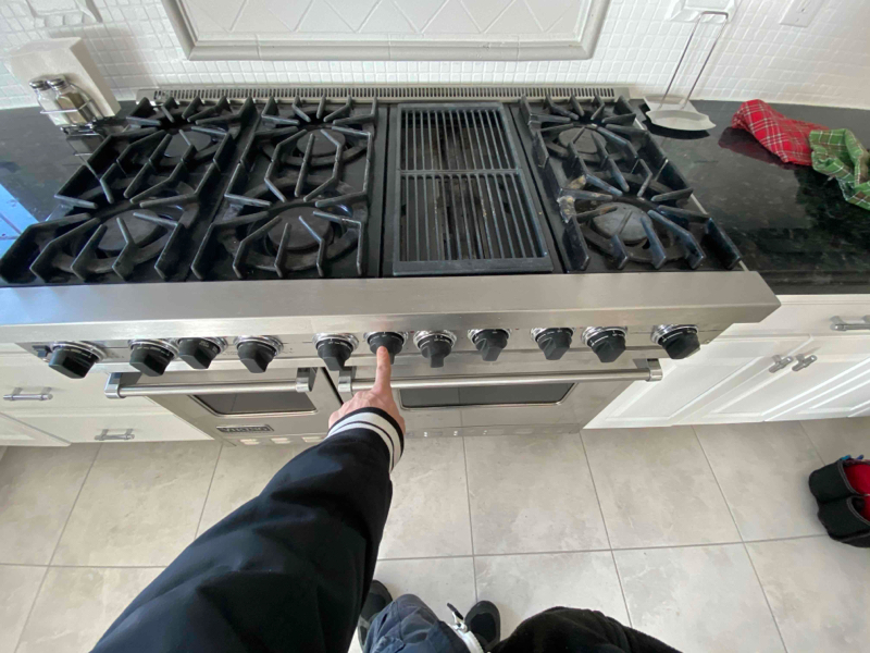 VikingApplPros's tweet photo. Need oven repairs? Our team of skilled technicians can get to the bottom of any problem and have your oven working like new again. Call us to schedule your repair appointment today! https://t.co/ZByMVknIuC