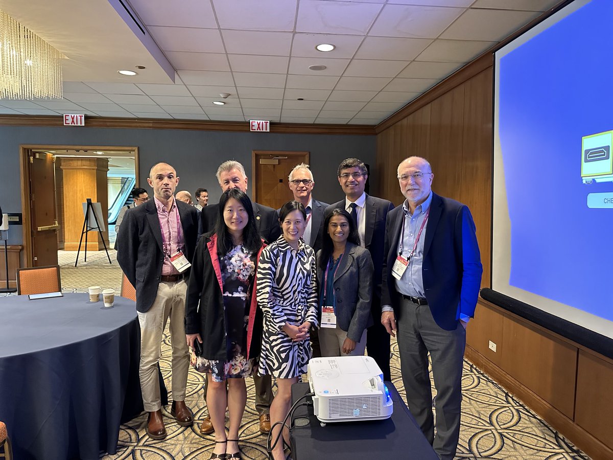 ⁦@APandT⁩ board of editors meeting ⁦@DDWMeeting⁩ very successful and engaging meeting with our international editorial board members ⁦@AjmeraVeeral⁩ ⁦@alex_ford12399⁩ ⁦@DrHuangDQ⁩ #ddw2023 #gitweeter #livertweeter