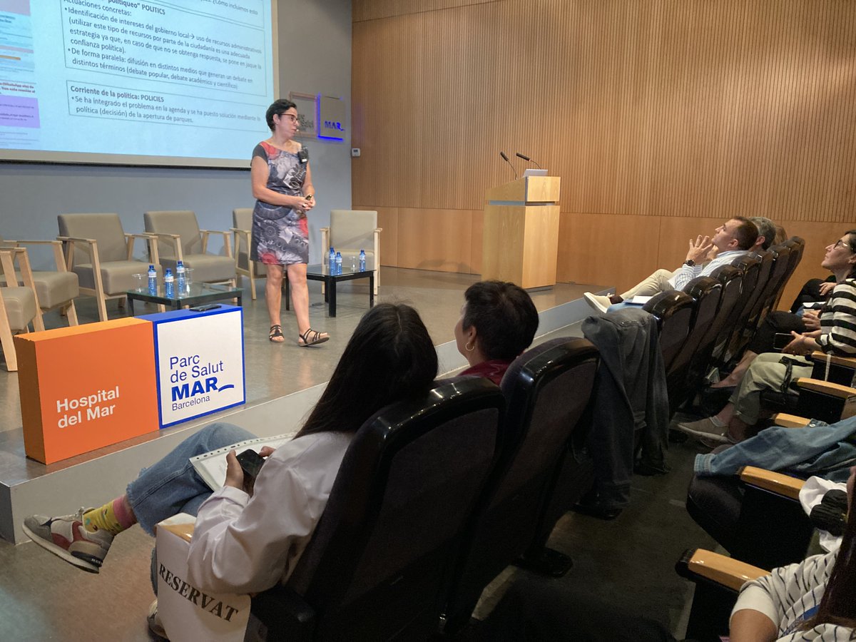 hospitaldelmar's tweet photo. Obrim debat sobre la professió #infermera

Jornada del #DiaInternacionalInfermera a l'@hospitaldelmar

#LesNostresInfermeresElNostreFutur #DIE23

https://t.co/81q0uAL1tq @Pgarcimartin @Ebevidencia https://t.co/uDkQ7TB7NI