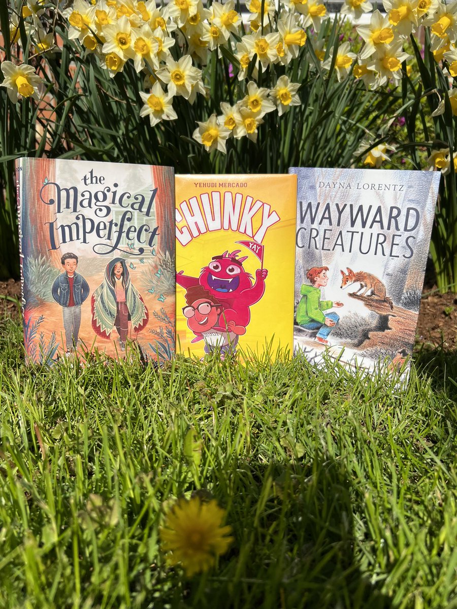 It’s #JewishAmericanHeritageMonth! Let’s all read some #jewishkidlit to celebrate! Check out The Magical Imperfect by Chris Baron, Chunky by Yehudi Mercado, and my book, Wayward Creatures, all stories about Jewish kids just being kids in America:)