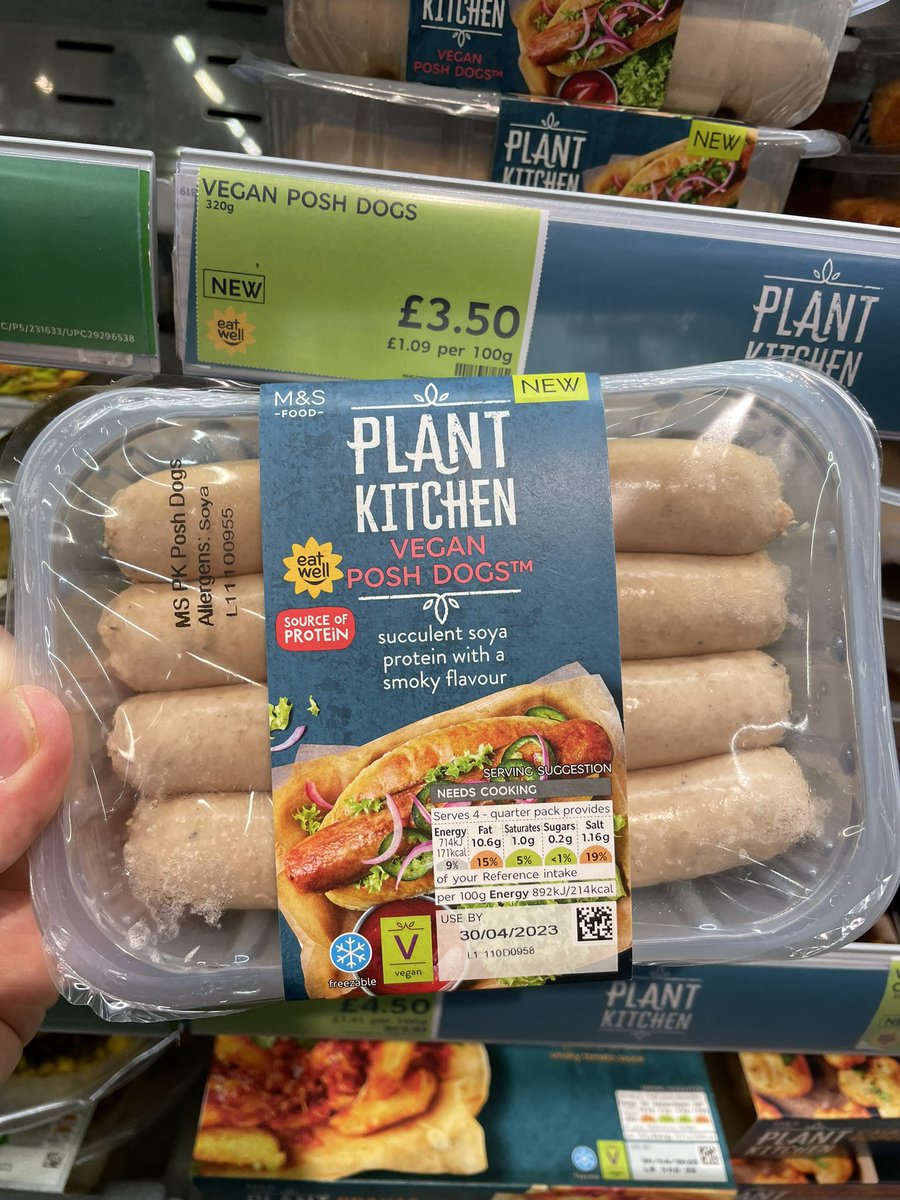 All_Things_New_'s tweet photo. Plant Kitchen Finds! 🌱 At M&S @marksandspencer #mands #mandsfood #thisisnotjust #veggie #vegetarian #vegan #kebab #southernfried #poshdog #wellthisisnew https://t.co/KWfleHnwRl