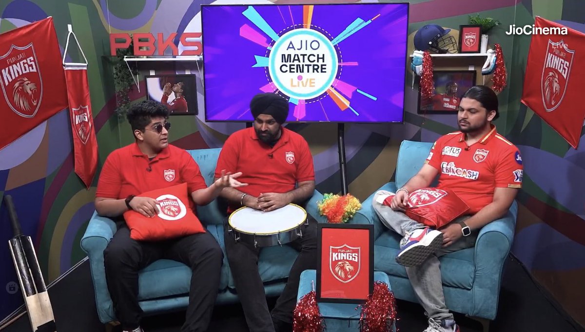 Well, well - they’re back, this time ft. <a href="/thershit28/">Rakshit Gupta</a>’s goggles!

Catch them on <a href="/AJIOLife/">AJIO</a> Match Centre LIVE at @JioCinema - and tweet your thoughts using hashtag #PBKSFanzone to get featured❗️

#KKRvPBKS @maybemrigank