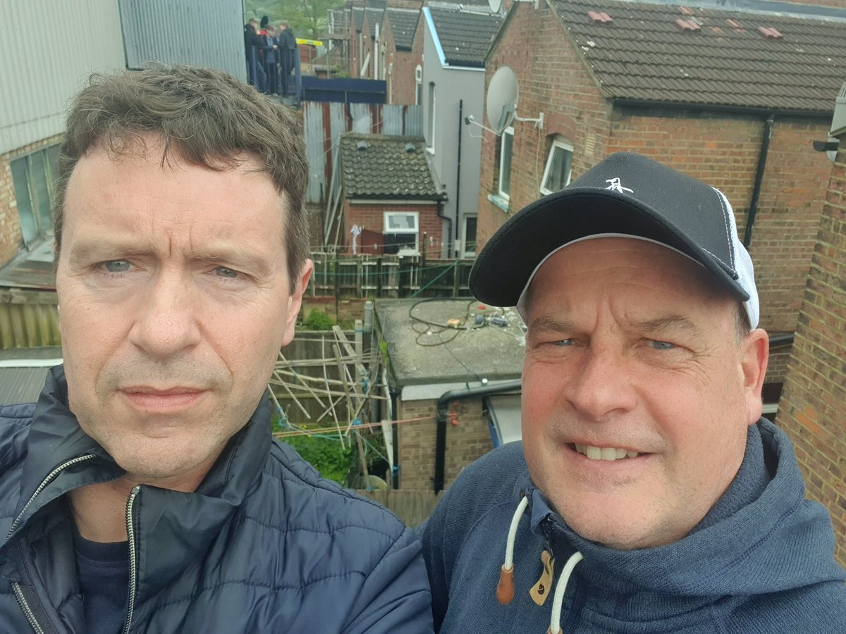 AlanPartridge5's tweet photo. "We do beg your pardon but we are in your garden" @RealBobMortimer #LutonAway @WILTY_TV @HullCity https://t.co/WB0NxGvhKf