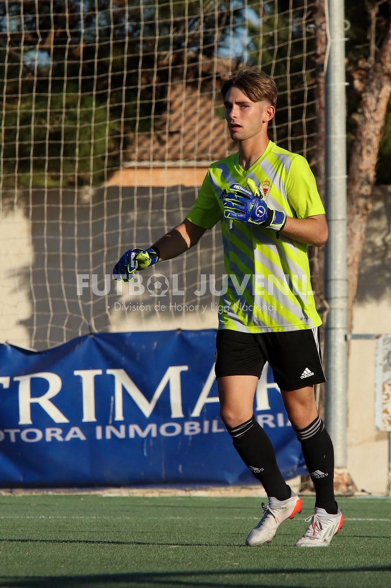 Gracias por haberme hecho disfrutar tanto estos años de fútbol base. @JuvenilDH7 @futboljuvenil_ ❤️⚽️