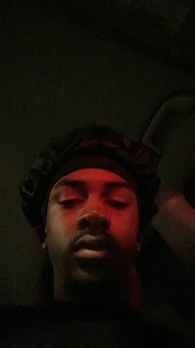 †𝕻𝖍𝖎𝖊𝖑† on Twitter "Real Sexc wit a 🤤"