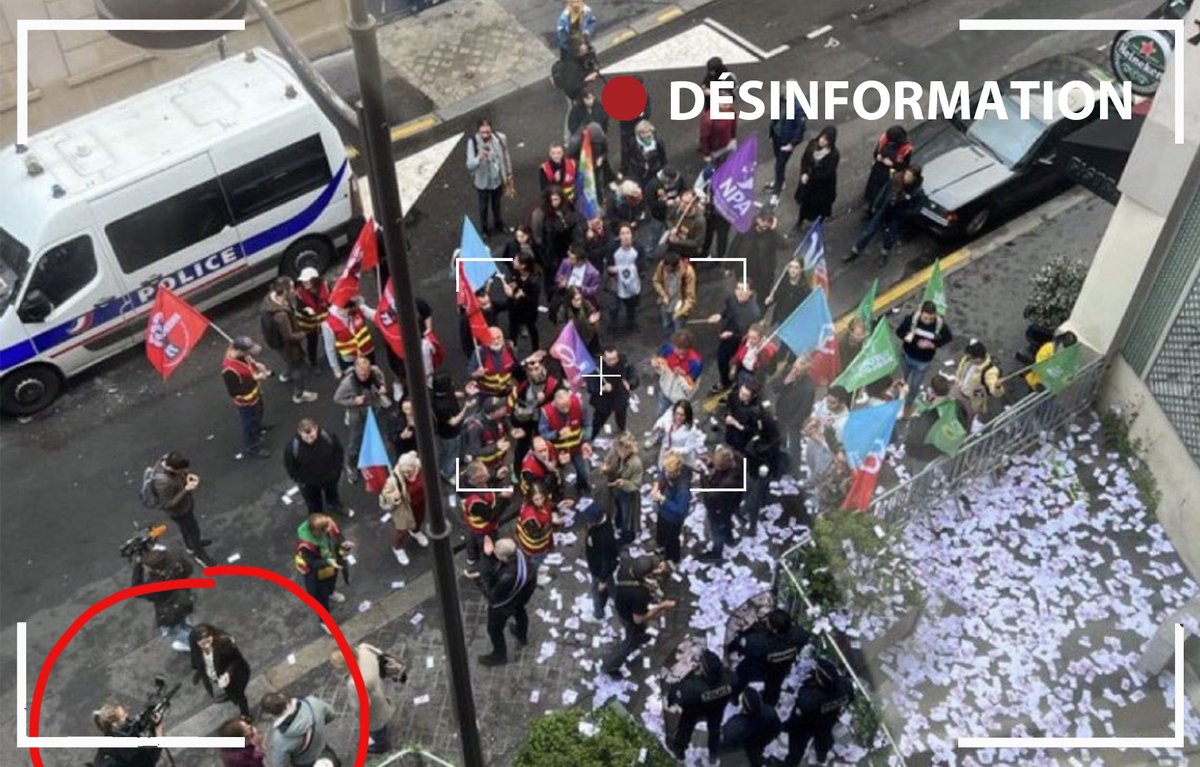 DÉSINFORMATION - BFM TV titre : "Une manifestation surprise, à l'initiative de La France insoumise, s'est tenue ce dimanche soir à Paris, devant le siège du parti Renaissance". Dans le direct, l'équipe dépêchée sur place se positionne au plus près du petit groupe et utilise un