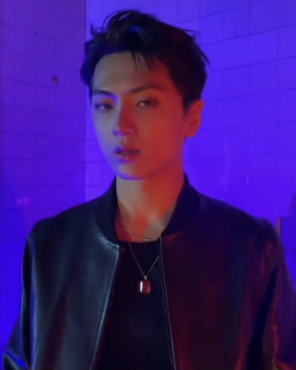 Myland2En's tweet photo. เนี่ยยลุคนี้โคตรดี 😎 https://t.co/JnOKQs8Lo5