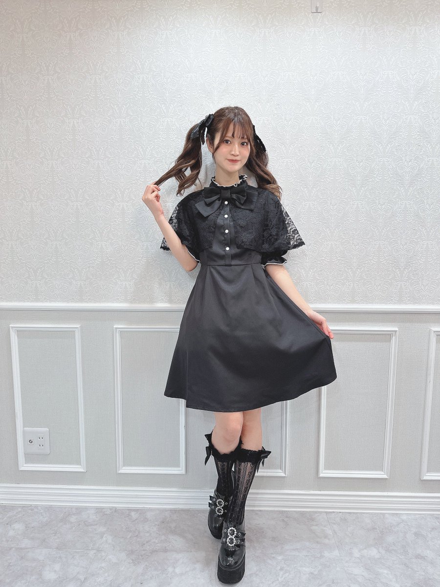 しまむらで買える可愛すぎるケープワンピース作りました🎀 白と黒の2色