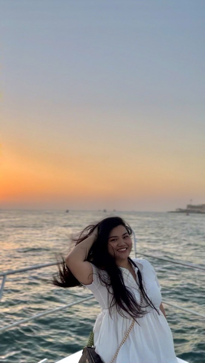macabantadjhae's tweet photo. Endless horizons and golden skies 🌅💛 https://t.co/og3jfGPcCK