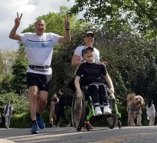 AMDearsley's tweet photo. @WFLWorldRun #emersongrant2014 #runningforthosethatcant #wingsforlifeworldrun #wingsforlife #spinalcordinjury #findacure https://t.co/W5rD4lybTg
