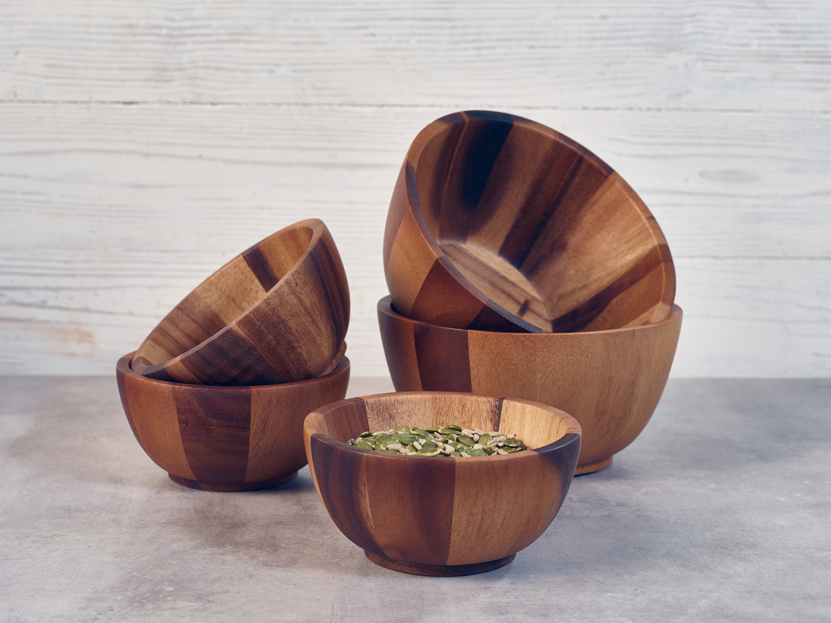 Genware1's tweet photo. GenWare Acacia Wood Bowls are made from Natural Acacia Wood, which has a beautiful grain and provides a natural look and feel. Each piece is unique and ideal for use to present dishes. https://t.co/AUCLH42kaq
#tableware #wood #woodtableware #inspiration #acaciawood #food https://t.co/xIUWyOmdwq
