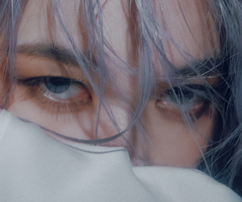 THIS SHOT. HER EYES. THAT STARE.