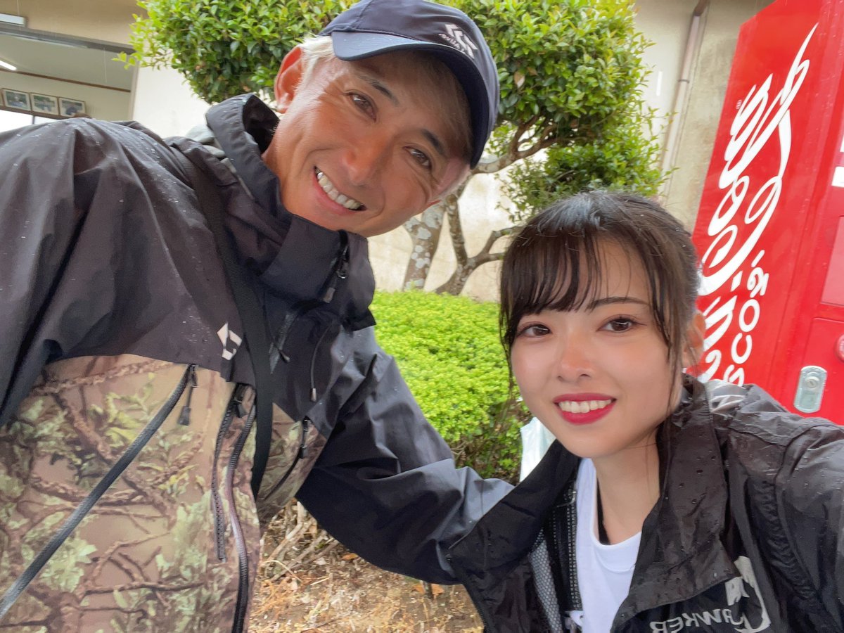 momochi_fishing's tweet photo. 5/7 ヘラフェスin湯崎湖

悪天候にも関わらず沢山のご参加本当にありがとうございました😆
楽しみにしていたよと笑顔でお越しいただき嬉しかったです☺️
誕生日プレゼントや差し入れを沢山いただきありがとうございました🙇‍♀️
関係者様、スタッフの方々、参加者の皆様本当にありがとうございました！ https://t.co/jFSn3tG3LI