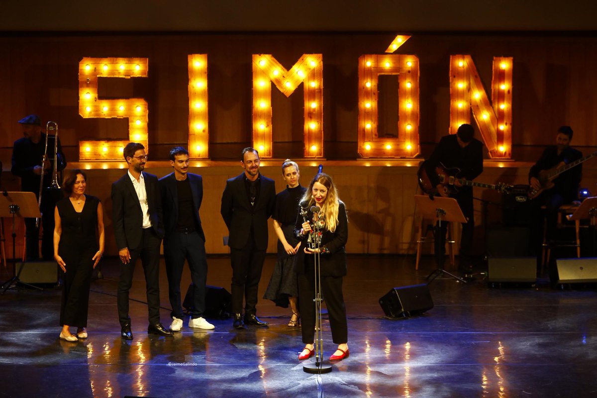 SgaeAudiovisual's tweet photo. 🎉Bravo por nuestros socios @germanroda, @JOR_USON, #PilarPalomero, @alvarowess, @Dani_Calavera, @gaizkaurresti,#PaulaLabordeta, @rodapatricia y #NachoBlasco 🏆galardonados ayer en la XII edición de los #PremiosSimón https://t.co/2HNDtsho7P