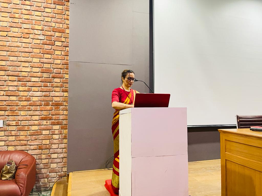 Chandigarh_uni's tweet photo. Recently, the Department of BA-LLB, in association with Moot Court Society, UILS organised the Intra Department Moot Court Competition. Our students enthusiastically participated in the competition and showcased their critical skills.

Here are a few glimpses from the event: https://t.co/qQGzWe9tA7