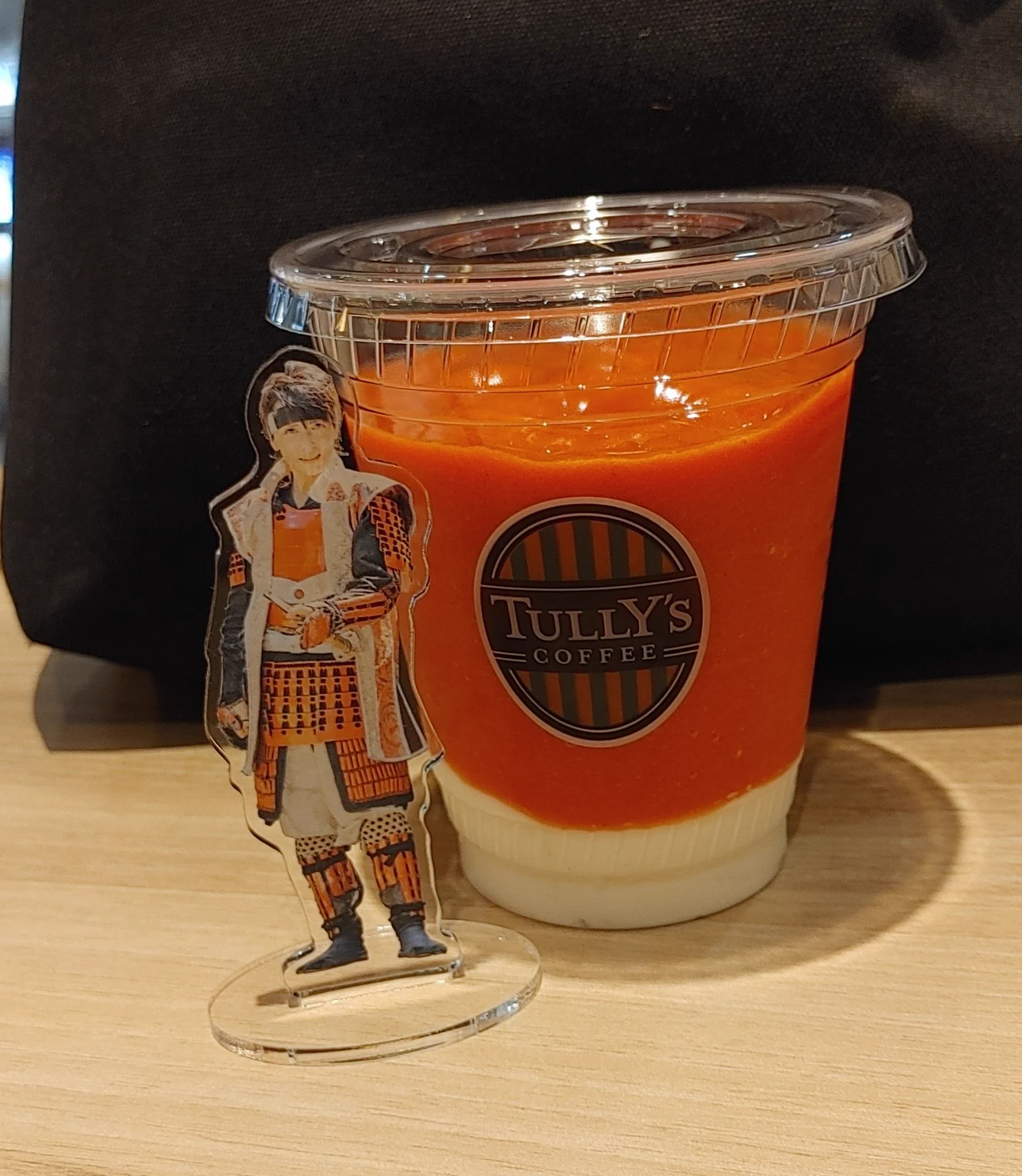 新しい情報は嬉しい😃💕
でも、この赤が😢
靱負さまと一緒に…
苺🍓ヨーグルトスワークル🍹
#TULLY'S COFFEE  