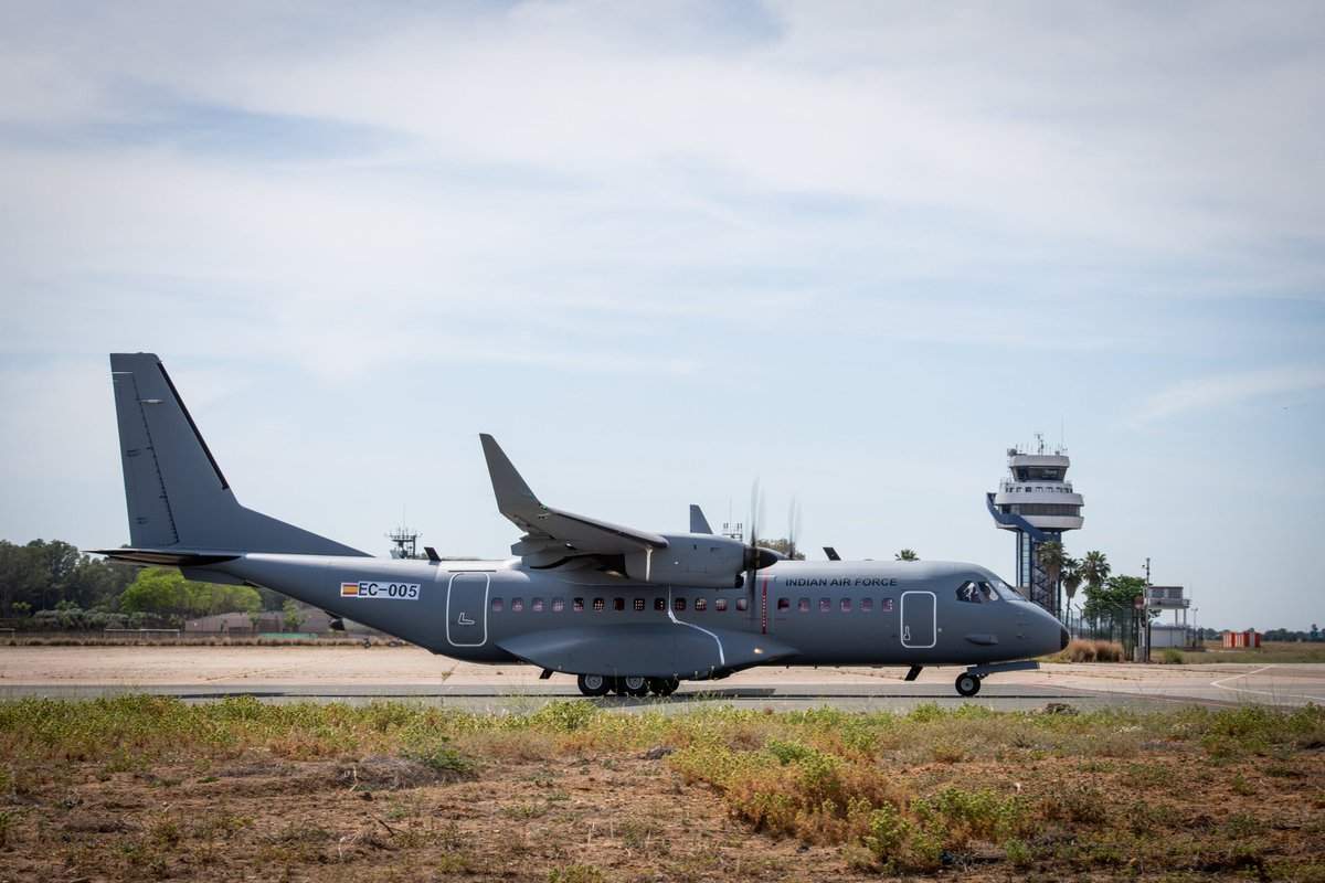 Defence_Squad_'s tweet photo. The first C295 for India has successfully completed its maiden flight, marking a significant milestone towards its delivery by the second half of 2023.
#C295 #IndianAirForce #IAF https://t.co/IwyLAK8i4p