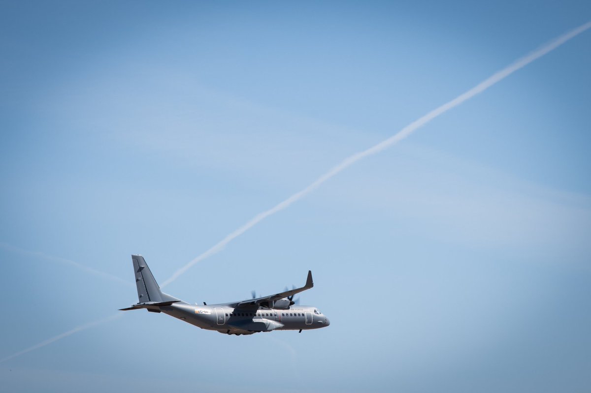 Defence_Squad_'s tweet photo. The first C295 for India has successfully completed its maiden flight, marking a significant milestone towards its delivery by the second half of 2023.
#C295 #IndianAirForce #IAF https://t.co/IwyLAK8i4p