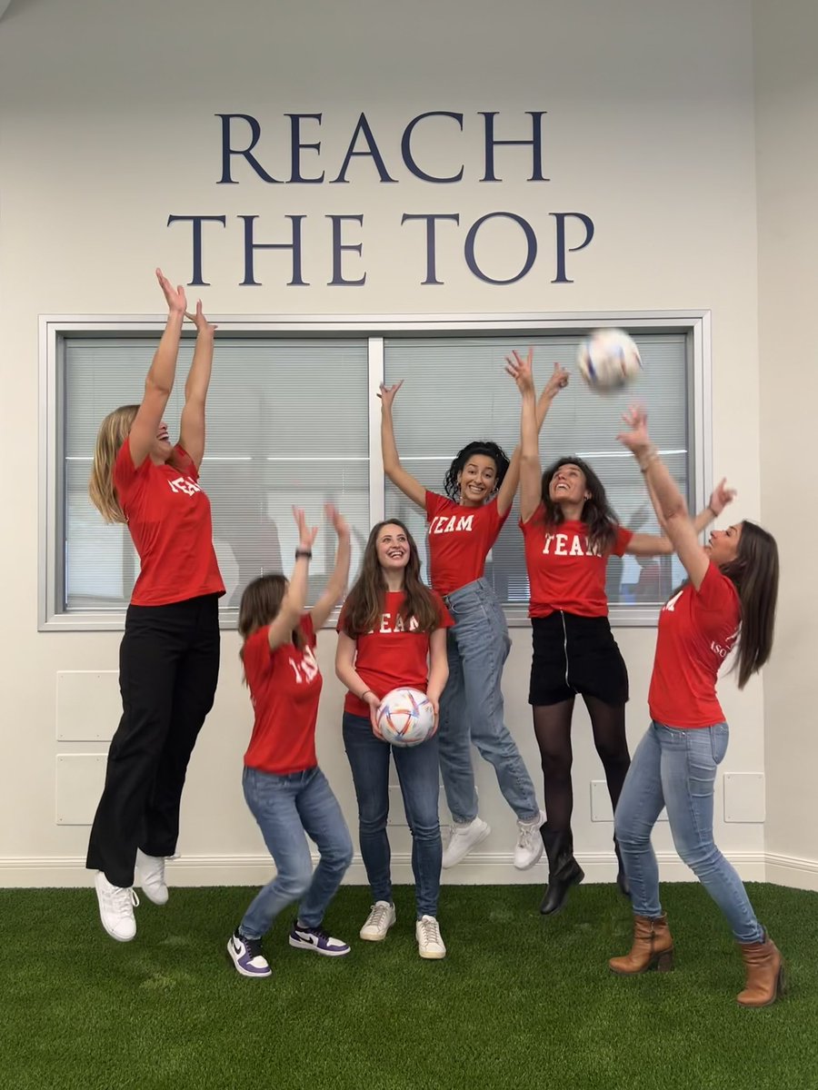 footballmed's tweet image. READY to bring this energy to LONDON! ⚡️🔥🧨 #isoK23 #ConferencePrep #MarketingTeamOnFire #LetsGoooo