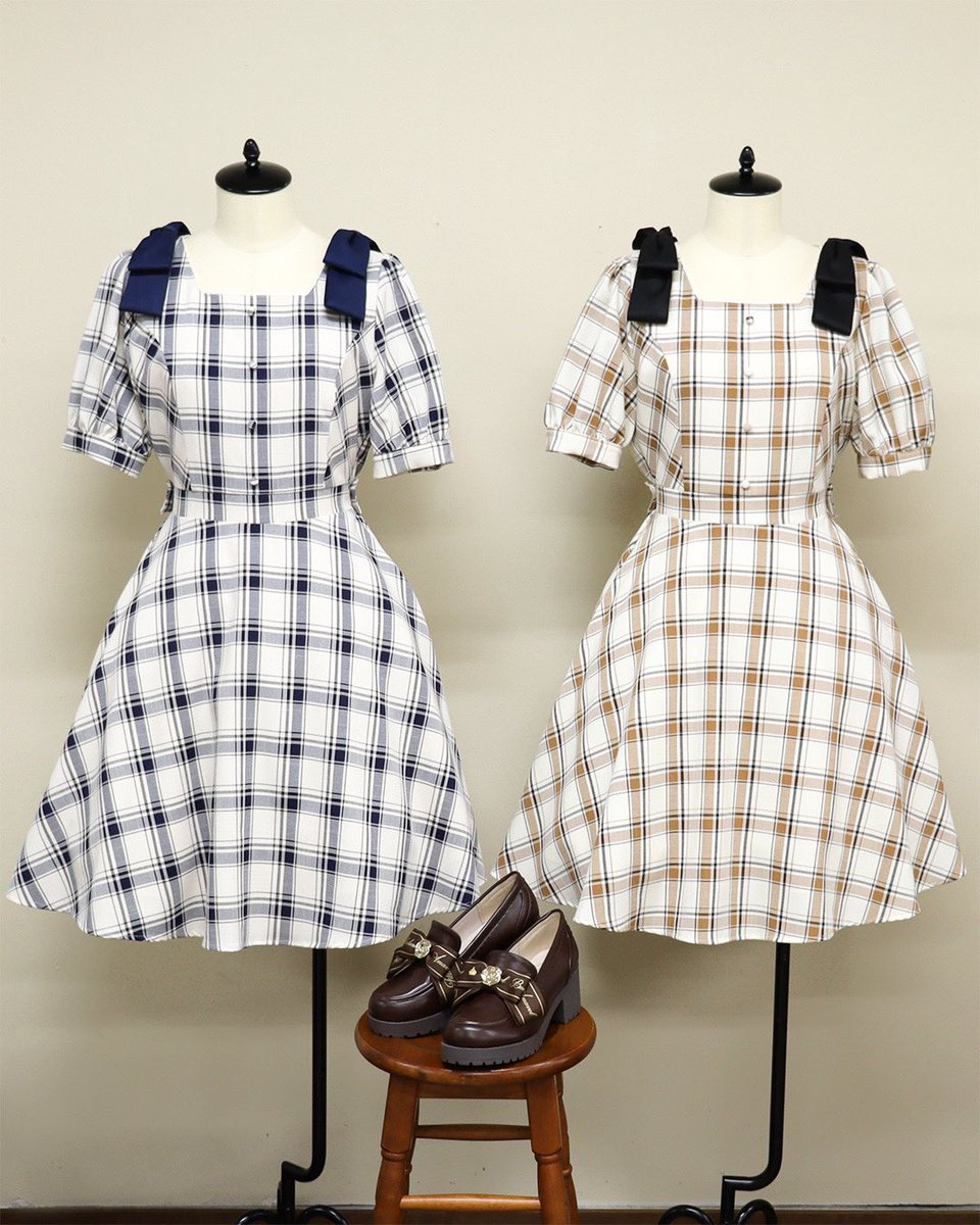 新品　Amavel カントリーチェックリボンワンピース 明日5/9(火)販売START📢 🏷ツインリボンチェックワンピース Price