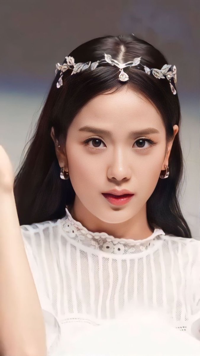 ForeverKimJisoo's tweet photo. Give 1K reply to the Goddess of Beauty Miss Kim Jisoo! 👸 ✨

1REPLY =1VOTE
1RETWEET =1VOTE

I vote #Jisoo for #ArtistaAsiatico at this year's #SECAwards 

#FLOWER #지수 https://t.co/JXoUbnFVaE