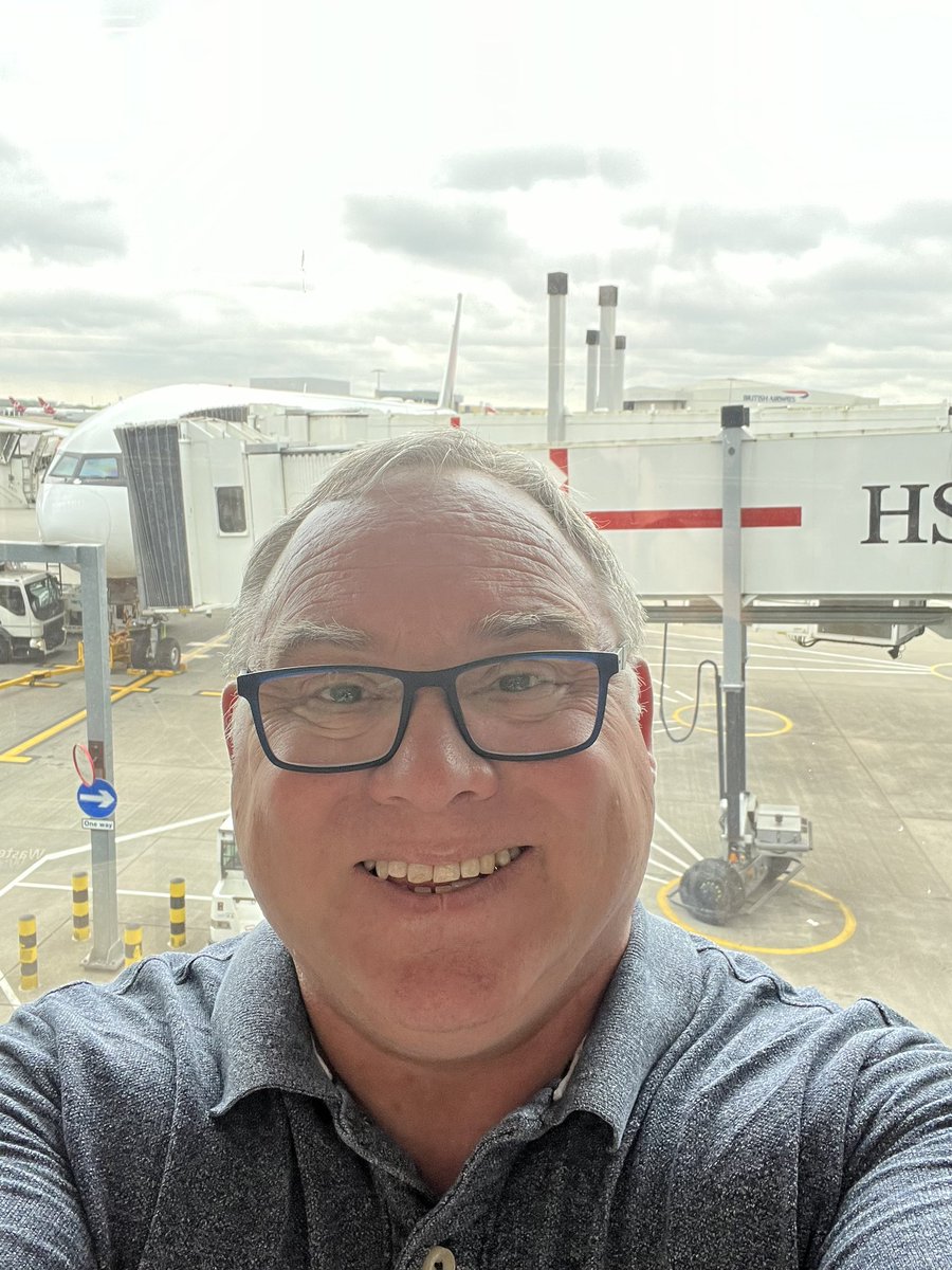 On my way to <a href="/BlueCatNetworks/">BlueCat</a> KickOff, the excitement is mounting 😊 #bko #learning  #salesenablement