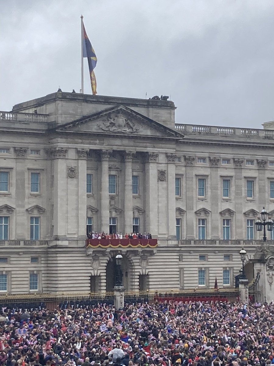 Emma Robinson tweet media