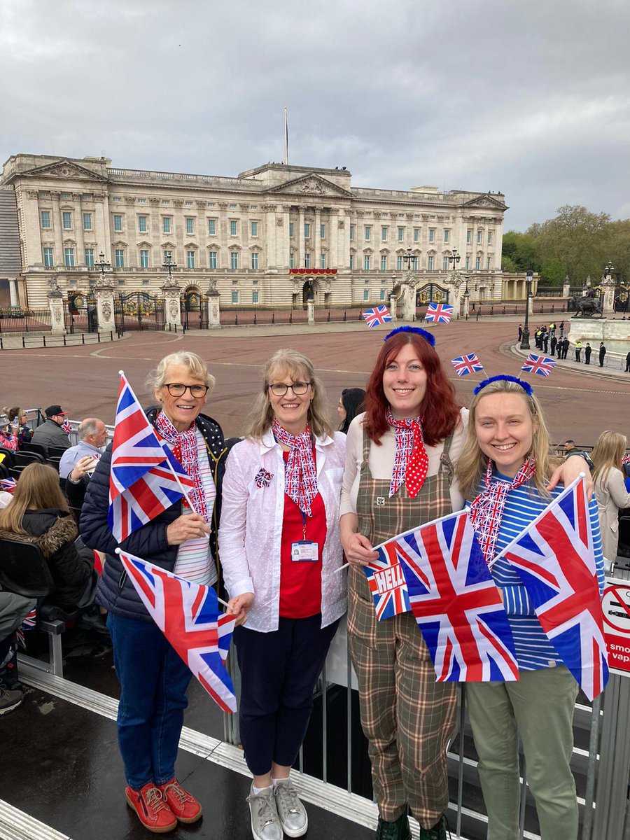 Emma Robinson tweet media