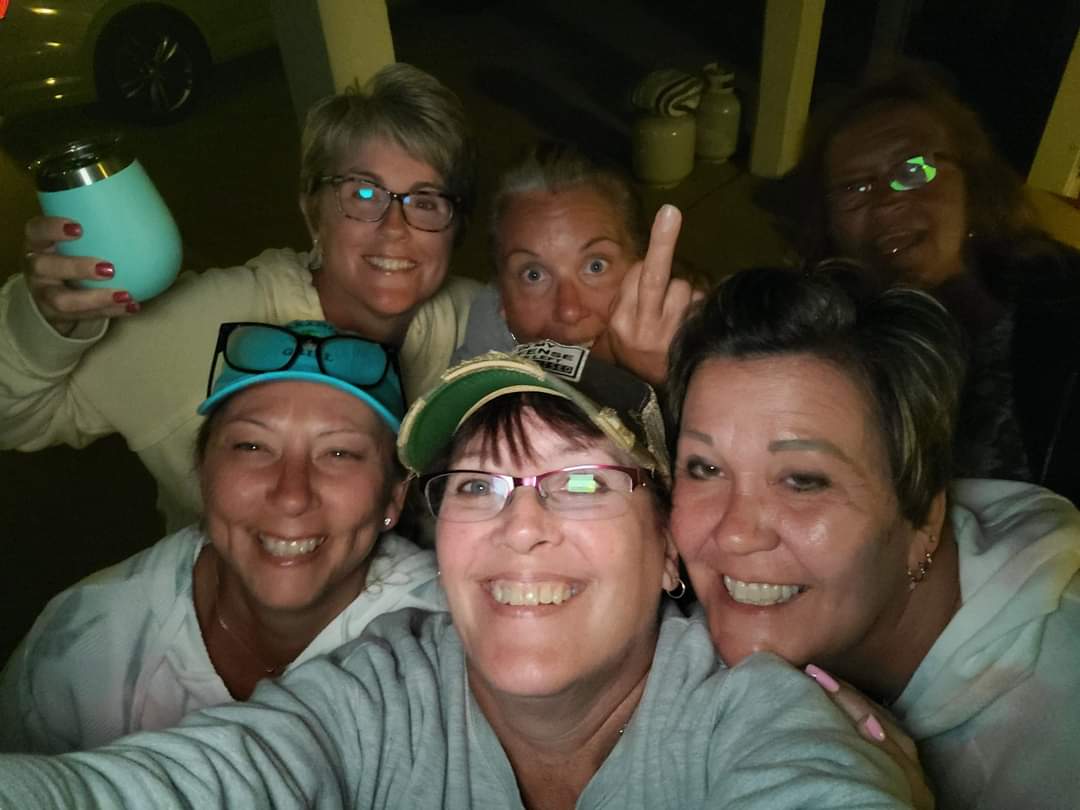 jenwf70's tweet image. LOVE MY GIRLS!!! ❤️🥰🤣 💯🫶🍺🍷🍹🥂 #OBXNC #Vcrew #HarrisburgPA