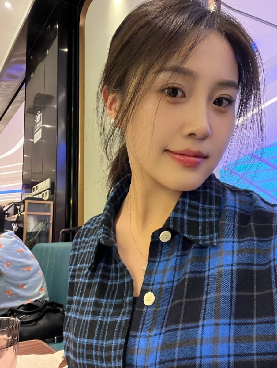 IbTENWlZ3H3aHYM's tweet photo. #今天一起嘴角上扬15度 #互关 愿你嘴角上扬 ，保持微笑，好运连连。 https://t.co/qdCTbyTulO