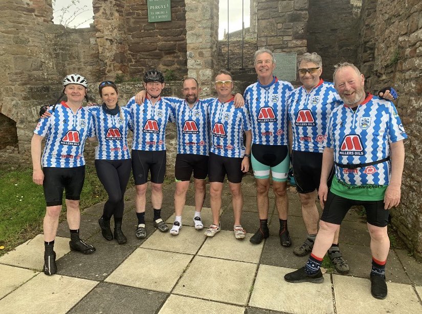 OlldAny's tweet photo. After doing the pedal for pounds #p4p11 leading up to the Cardiff game I’ll be parading round the ground today before KO.
Give me a wave if you see me!
I’m on the end here (left)… https://t.co/ZkAS2mLK6A