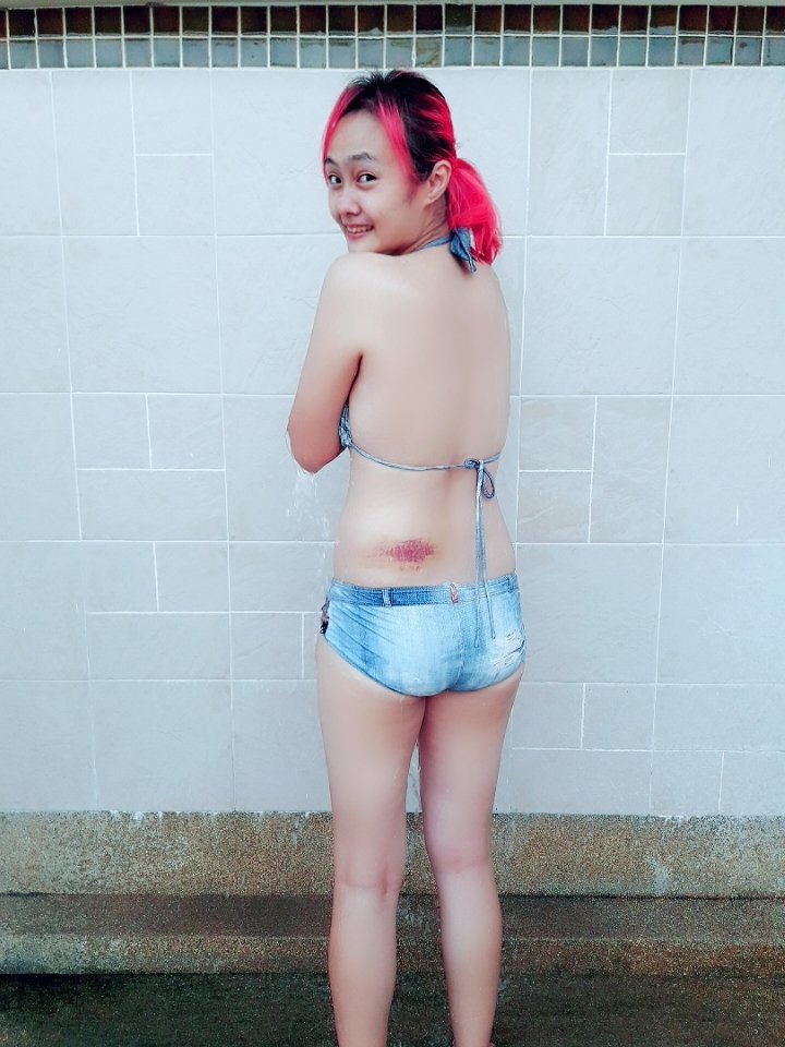 PunnieVIIIXVIII's tweet photo. Yesterday went 2 swimming pool @ village with my niece & her friends. 🏊♀️🏊♀️🏊♀️🏊♀️
But i can't swim too much cuz my chest feel tight ! I can’t breath ! 😩
My checklist : exercise ✅💪🏻😊
#exercise #swimming #healthy #fitandfirm https://t.co/UDo7YEkrGN
