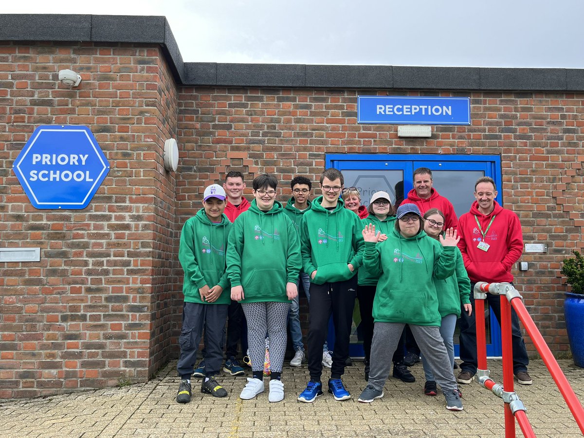 SENDAT2's tweet photo. 🇩🇪Seven students from #PriorySchool #BuryStEdmunds are off to Germany today for 10 days of camping and #outdoorlearning with German students. Safe travels all ✈️🚝🏕️🇬🇧 https://t.co/xIIp1prOsx