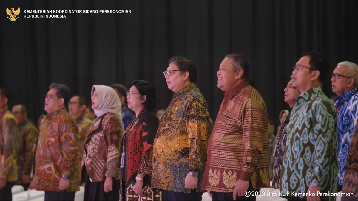 PerekonomianRI's tweet photo. #BeritaEkon

Hai #SahabatEkon

Sebagai buffer dan akselerator bagi perekonomian nasional, Pemerintah terus berupaya mendorong pengembangan ekonomi digital. 

Yuk Simak.
https://t.co/uHTQ6jjy7f

#FEKDI2023 #EKONomiUnggul #IndonesiaMaju
#TerbaikUntukIndonesia https://t.co/AP9lW00pXu