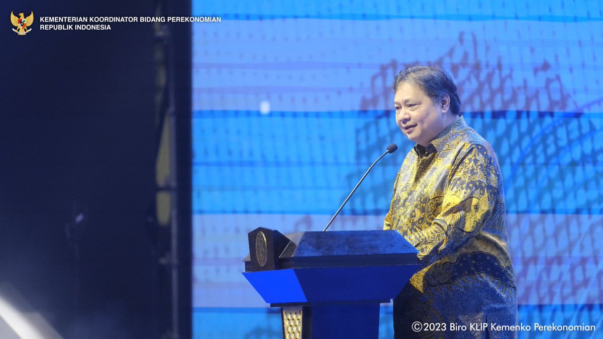 PerekonomianRI's tweet photo. #BeritaEkon

Hai #SahabatEkon

Sebagai buffer dan akselerator bagi perekonomian nasional, Pemerintah terus berupaya mendorong pengembangan ekonomi digital. 

Yuk Simak.
https://t.co/uHTQ6jjy7f

#FEKDI2023 #EKONomiUnggul #IndonesiaMaju
#TerbaikUntukIndonesia https://t.co/AP9lW00pXu