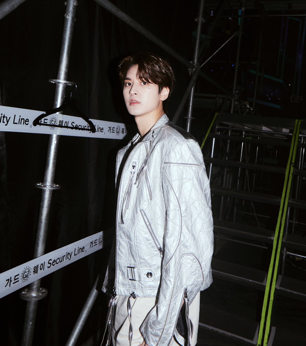 queeniemalx's tweet photo. JUNG HANDSOME CHANWOO https://t.co/VubBtO8rxU