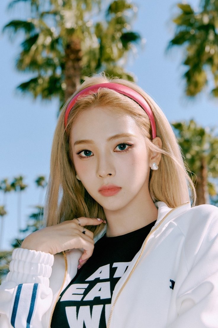 aespapic's tweet photo. #aespa Melon Magazine Exclusive Photos https://t.co/khrVk89Mud